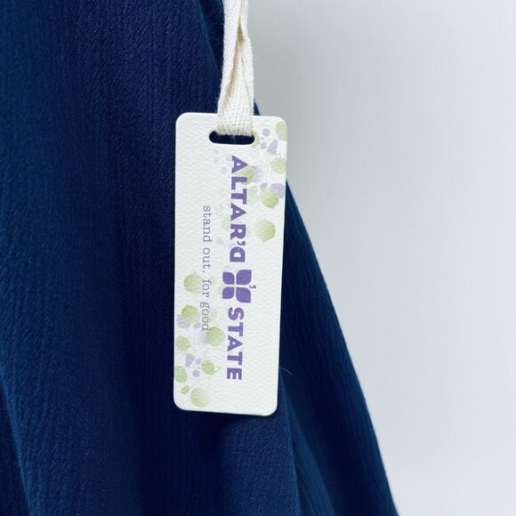 Altar’D State Top Size M Women’s Embroidered Sleeveless Blue New - Picture 5 of 11